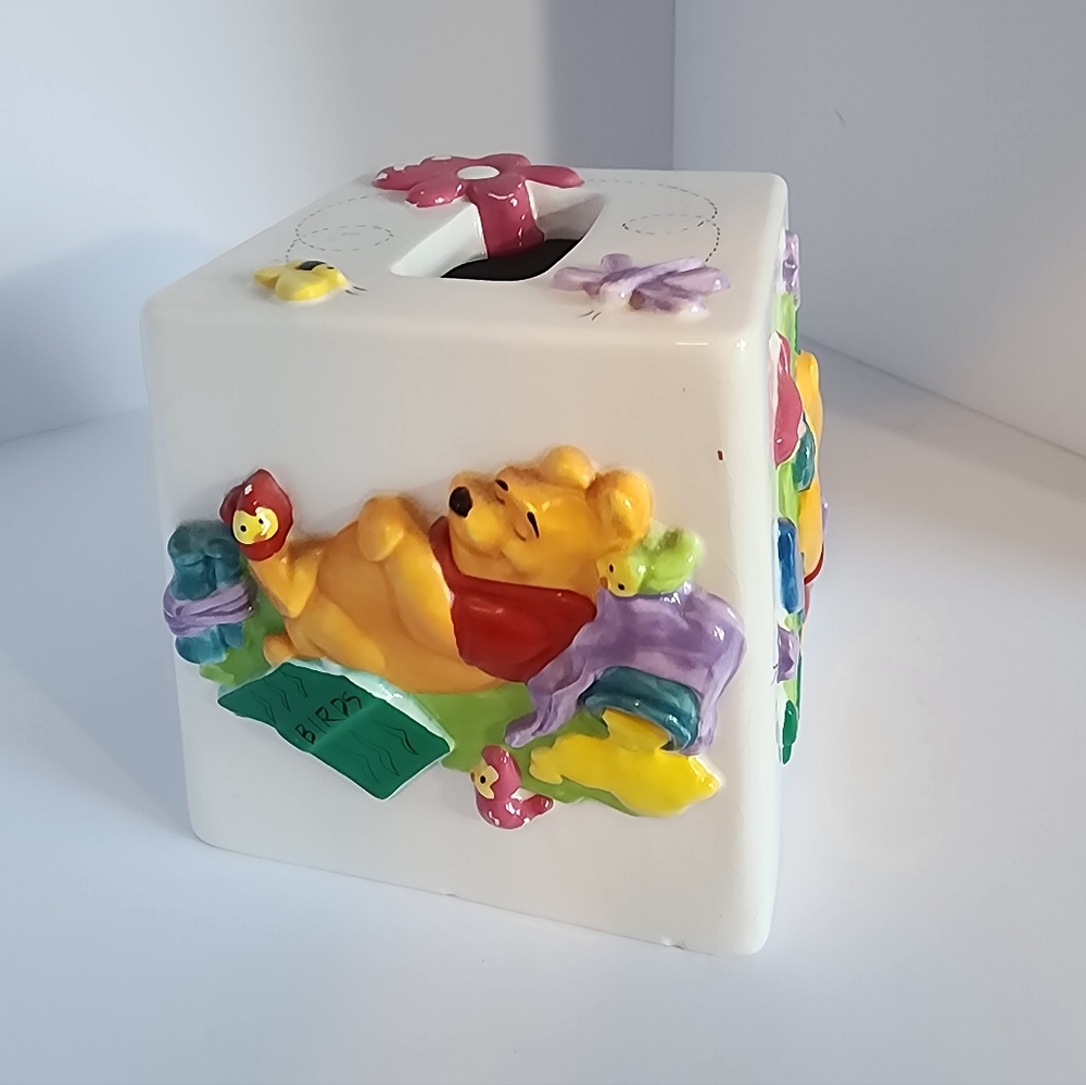 Disney Winnie the Pooh Ceramic Garden Tissue Holder